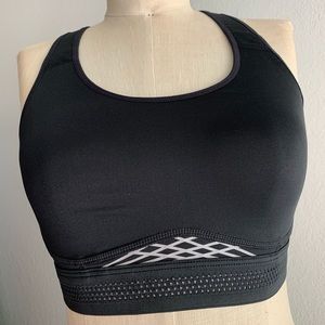 Nike Size Small Black  & White Sports Bra